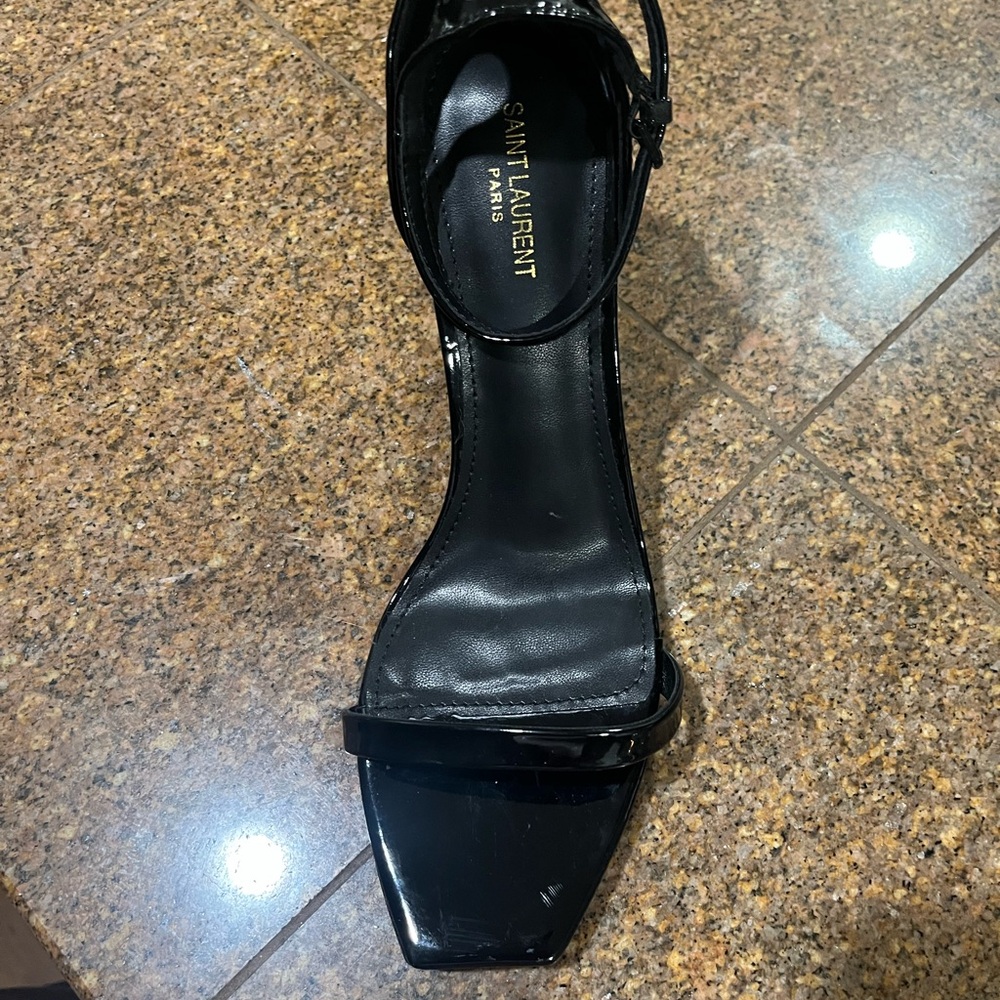 Saint Laurent Black Patent Leather Heels - Picture 2 of 10